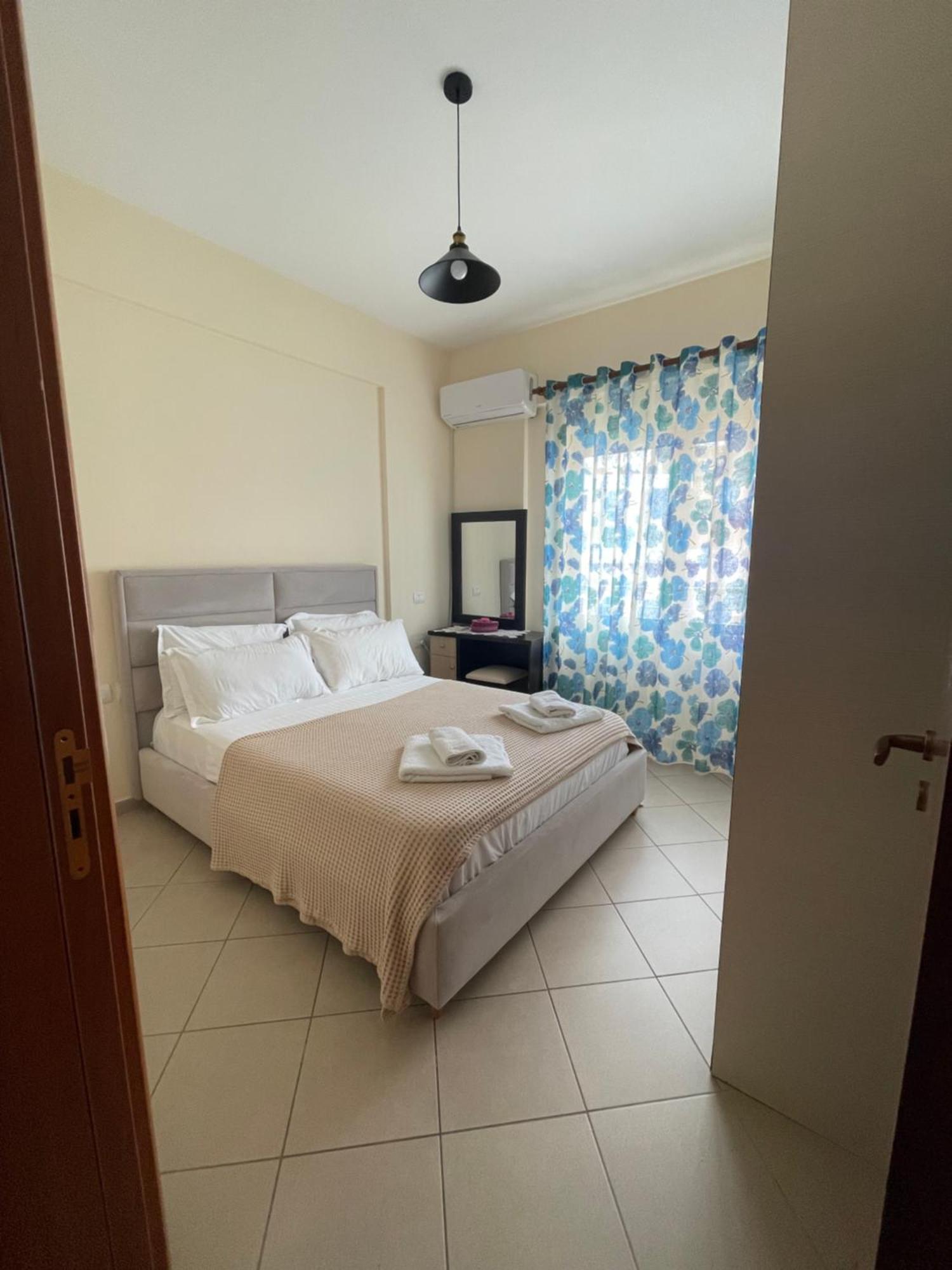 Ioanian Blue Apartament Himarë Extérieur photo